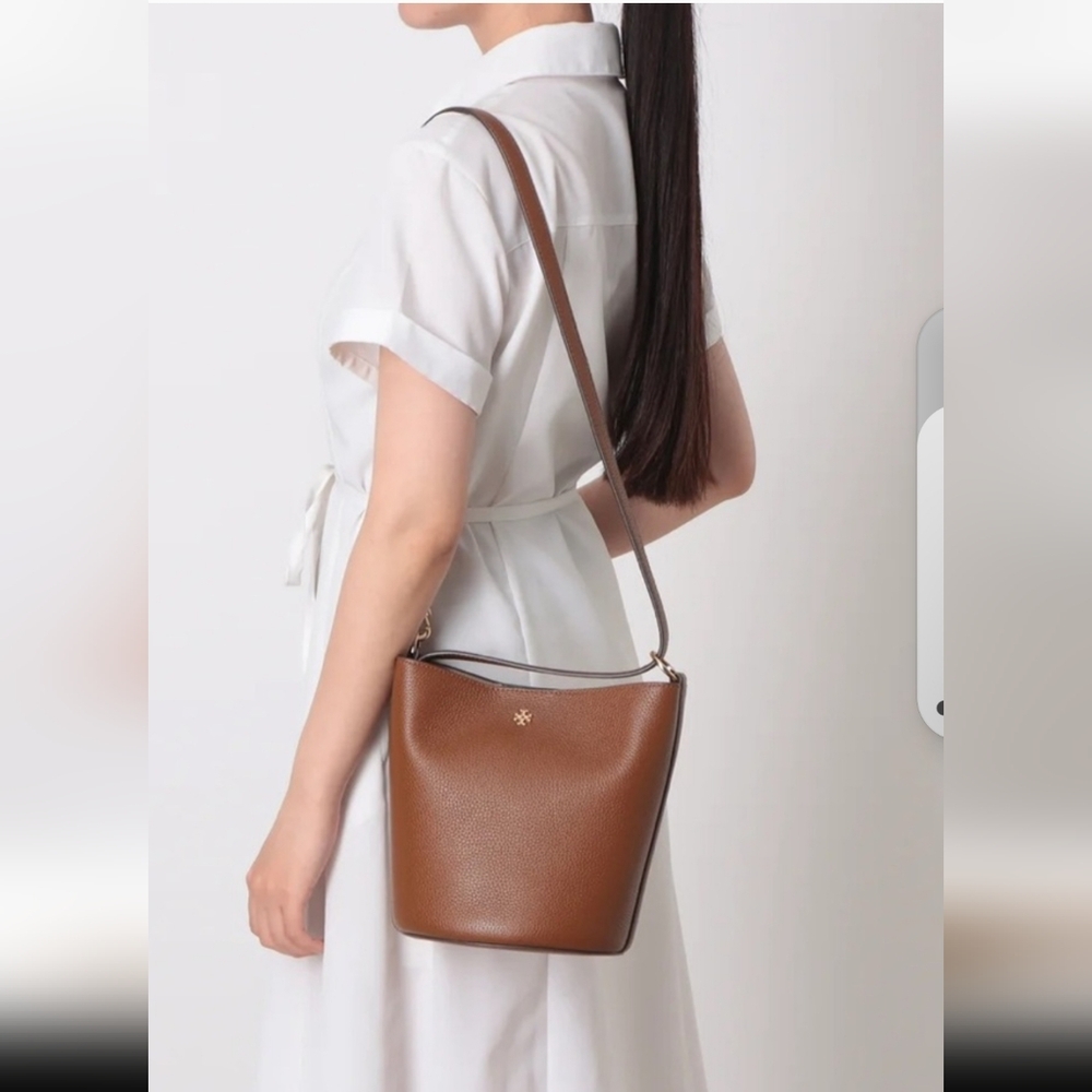 TORY BURCH  Blake Bucket Bag Crossbody LEATHER
